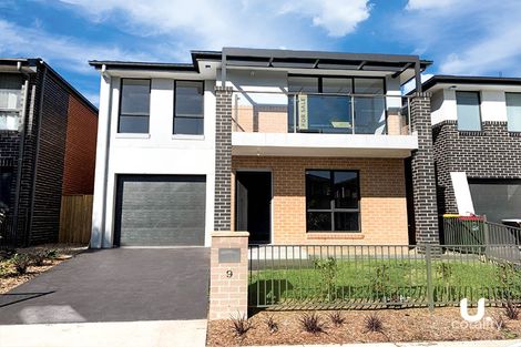 9 Jasper St, Bonnyrigg, NSW 2177