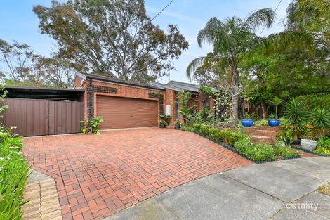 Property photo of 1 Rivergum Place Keysborough VIC 3173