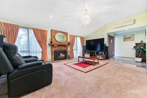 Property photo of 1 Rivergum Place Keysborough VIC 3173