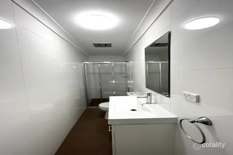 Property photo of 2/4 Moore Street Bondi NSW 2026