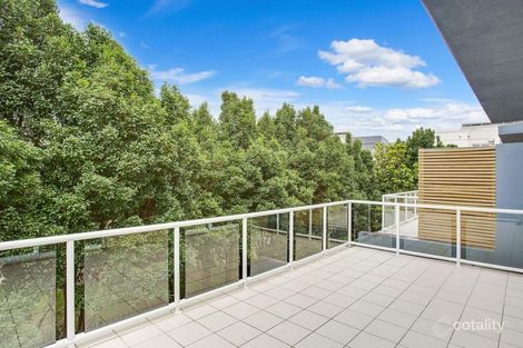 Property photo of 35 Riverwalk Avenue Robina QLD 4226