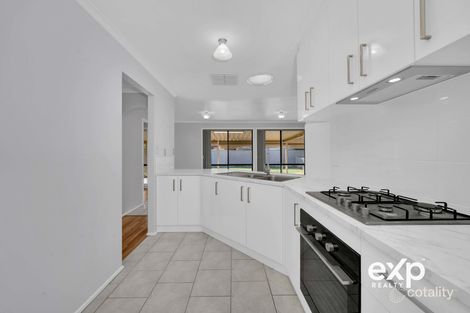 Property photo of 6 Janine Drive Burton SA 5110