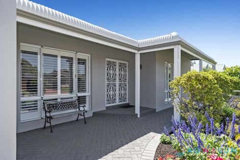 Property photo of 5 Rosebay Grove Singleton WA 6175