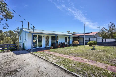 45-47 Rainbow Rd, Golden Beach, VIC 3851