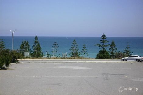 4/170 West Coast Hwy, Scarborough, WA 6019