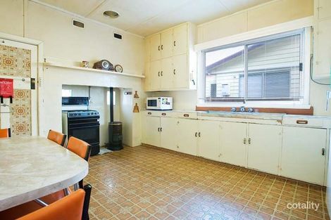 Property photo of 10 Revo Street Newport VIC 3015