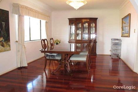 Property photo of 30 Carnaby Street Macgregor QLD 4109