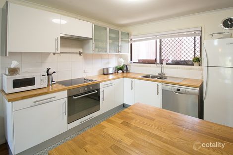Property photo of 2/26 Botanical Drive Labrador QLD 4215