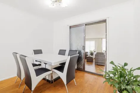 Property photo of 2 Strauss Road St Clair NSW 2759