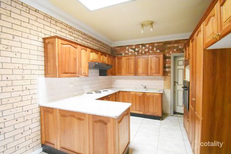 2/73 The Avenue, Canley Vale, NSW 2166