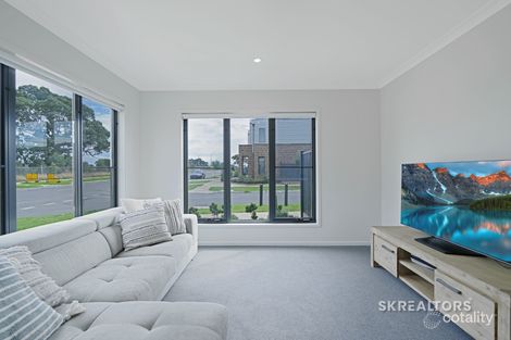 Property photo of 552 Brookfield Boulevard Mickleham VIC 3064