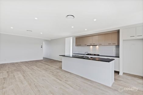 Property photo of 34 Bradley Crescent Nirimba QLD 4551