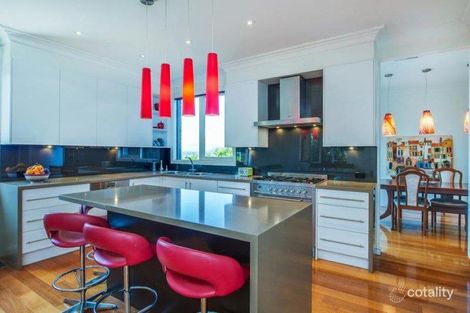 Property photo of 2 Craig Hill Drive Wheelers Hill VIC 3150