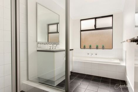 Property photo of 11 Buttermere Approach Waikiki WA 6169