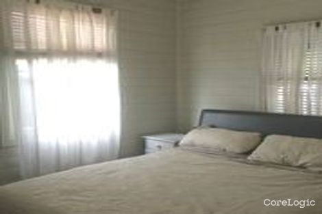 Property photo of 14 Robert Street Wickham NSW 2293