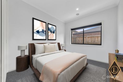 Property photo of 9 Azalea Way Rockbank VIC 3335