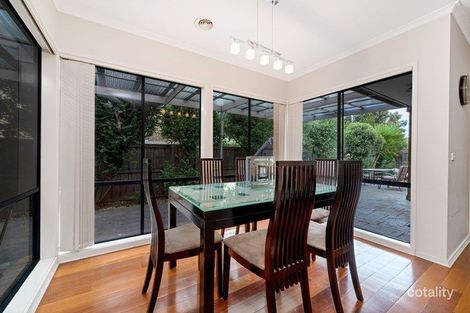 Property photo of 8 Oconnell Street Berwick VIC 3806