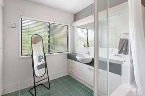 Property photo of 8 Carex Street Bellbowrie QLD 4070