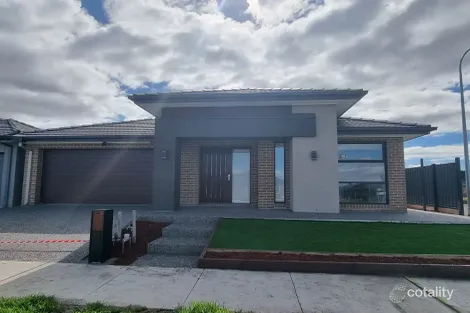 71 Railway Pde, Kalkallo, VIC 3064