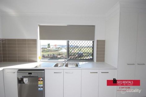 Property photo of 5 Amber Drive Caloundra West QLD 4551