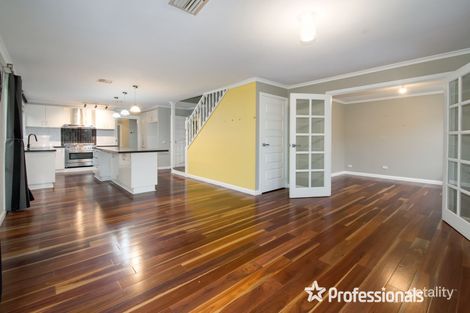 Property photo of 9 Markhill Place Knoxfield VIC 3180