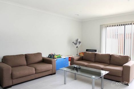 Property photo of 16 Prominence Boulevard Tarneit VIC 3029