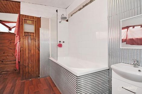 Property photo of 31 Queen Street South Eureka VIC 3350