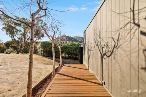 9 Changue Rd, Merrijig, VIC 3723