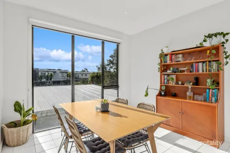 Property photo of 33 Coast Drive Torquay VIC 3228