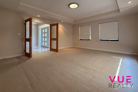 Property photo of 246 Santa Barbara Parade Jindalee WA 6036