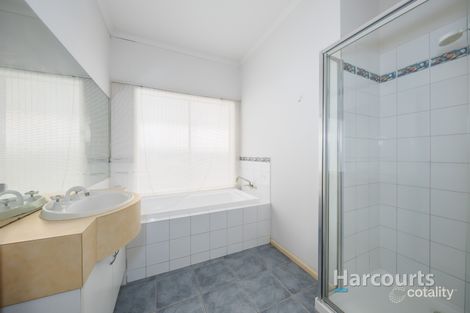 Property photo of 13 French Crescent Caroline Springs VIC 3023