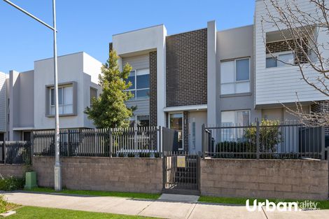 Property photo of 8 Mirbelia Street Denham Court NSW 2565