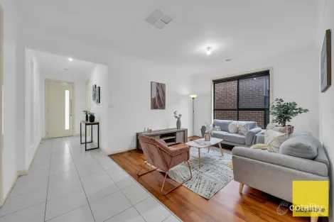 Property photo of 45 Cottesloe Boulevard Tarneit VIC 3029