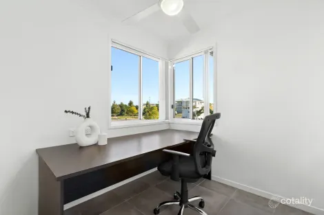 Property photo of 115 Flintwood Crescent Palmview QLD 4553