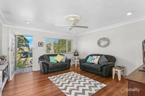 Property photo of 21 Brockworth Street Wynnum West QLD 4178