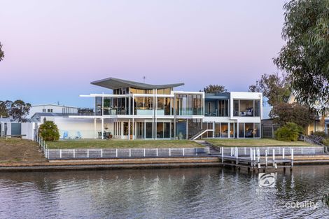 121-123 Slip Rd, Paynesville, VIC 3880