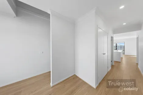 Property photo of 3 Lanigera Court Donnybrook VIC 3064