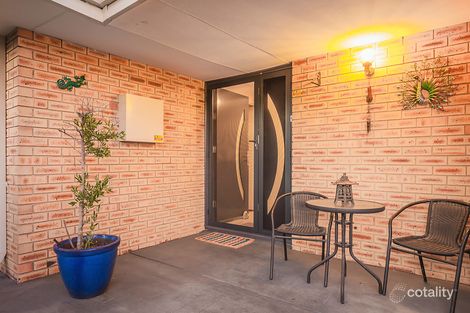 Property photo of 16 Kingfisher Place Stirling WA 6021
