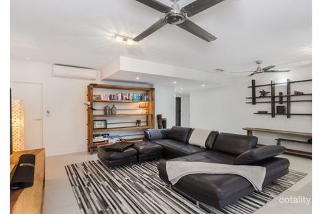 2/219-225 Abbott St, Cairns North, QLD 4870