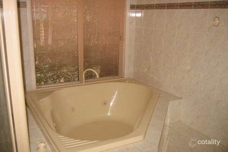 Property photo of 10 Carrama Court Mudgeeraba QLD 4213