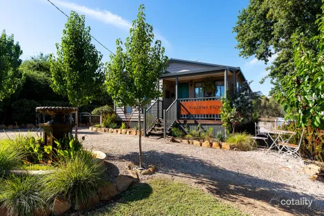 Property photo of 64 Castlemaine Street Fryerstown VIC 3451