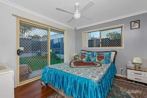 Property photo of 10 Cherrytree Place Waterford West QLD 4133