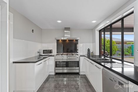 Property photo of 12 Jirakee Close Botanic Ridge VIC 3977