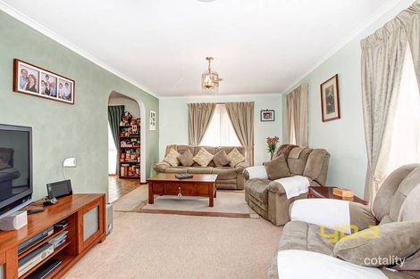Property photo of 18 Rowes Road Werribee VIC 3030