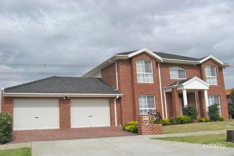 5 Clematis Dr, Taylors Lakes, VIC 3038