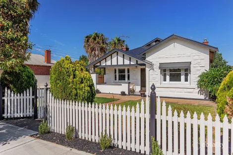 2 Selkirk Ave, Seaton, SA 5023