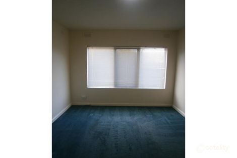 Property photo of 1/15 Waratah Avenue Glen Huntly VIC 3163