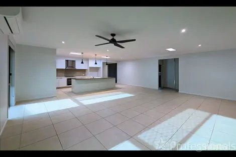 Property photo of 26 Myrtle Street Deebing Heights QLD 4306