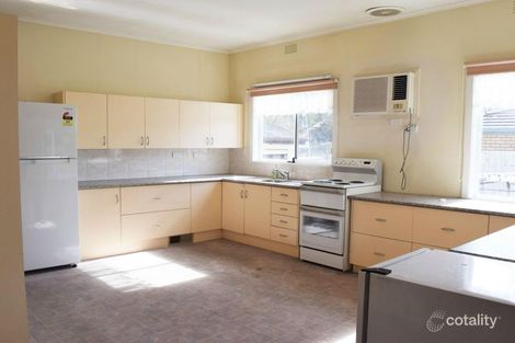 Property photo of 2 Hakea Avenue Capel Sound VIC 3940