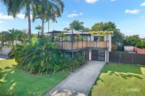 18 Pepperina St, Mooroobool, QLD 4870